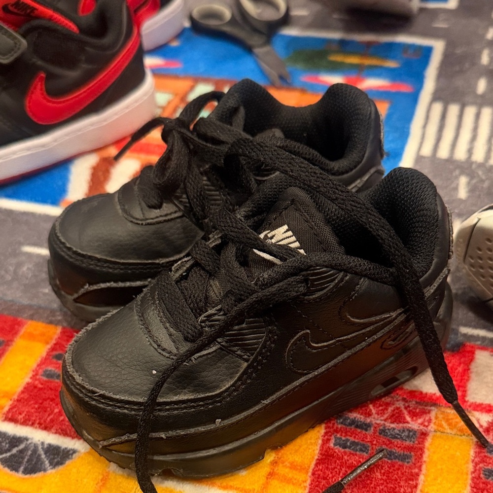 Nike Kids Black and Red Sneakers